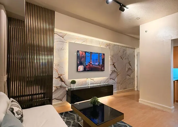 Apartment The Modern In Forbeswood Bgc With Free Parking *