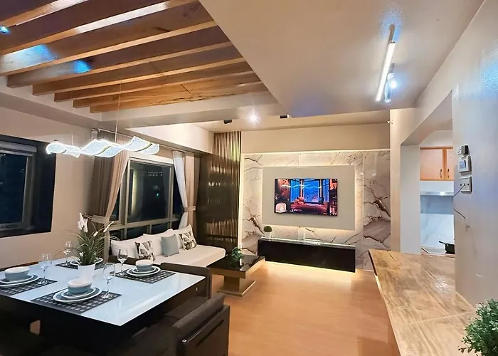 The Modern In Forbeswood Bgc With Free Parking Apartment *