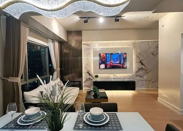 Apartment The Modern In Forbeswood Bgc With Free Parking